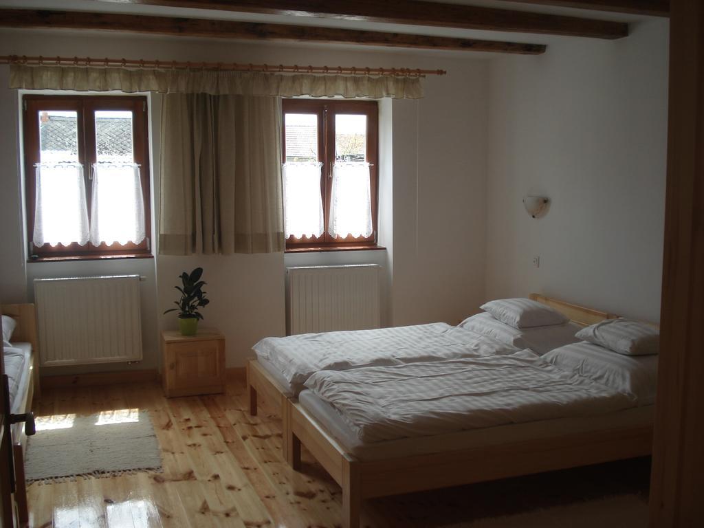 Gerendas Vendeghaz Sotony Kamer foto
